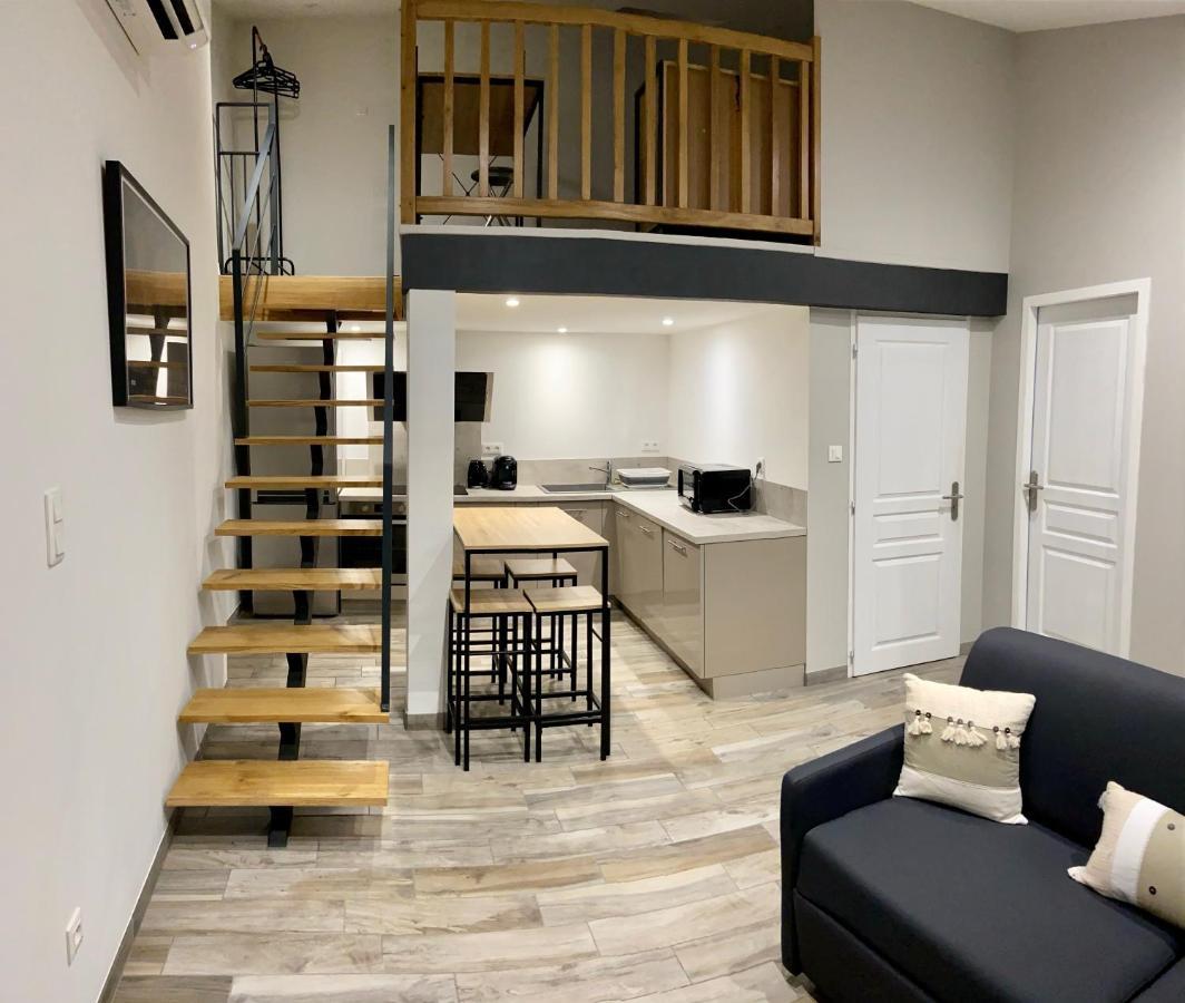 Studio Meuble Du Bourg Puymiclan 外观 照片